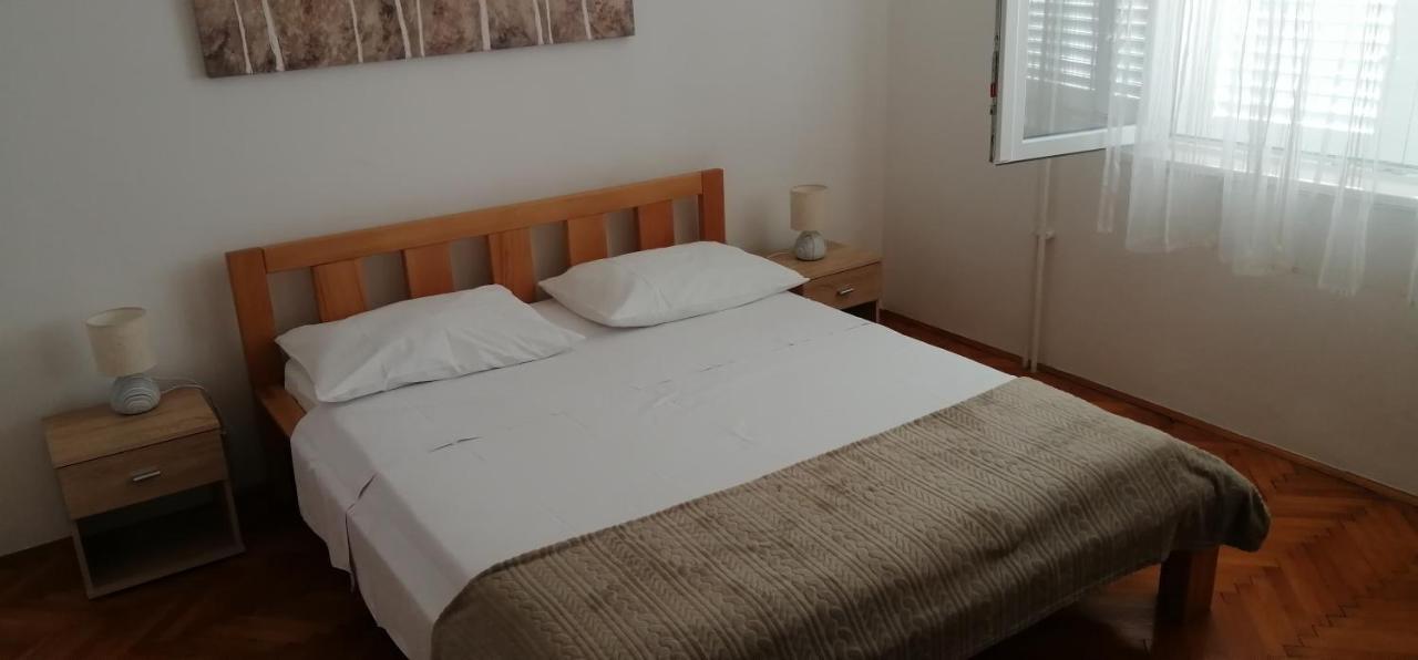 Goga Apartments Primosten Luaran gambar