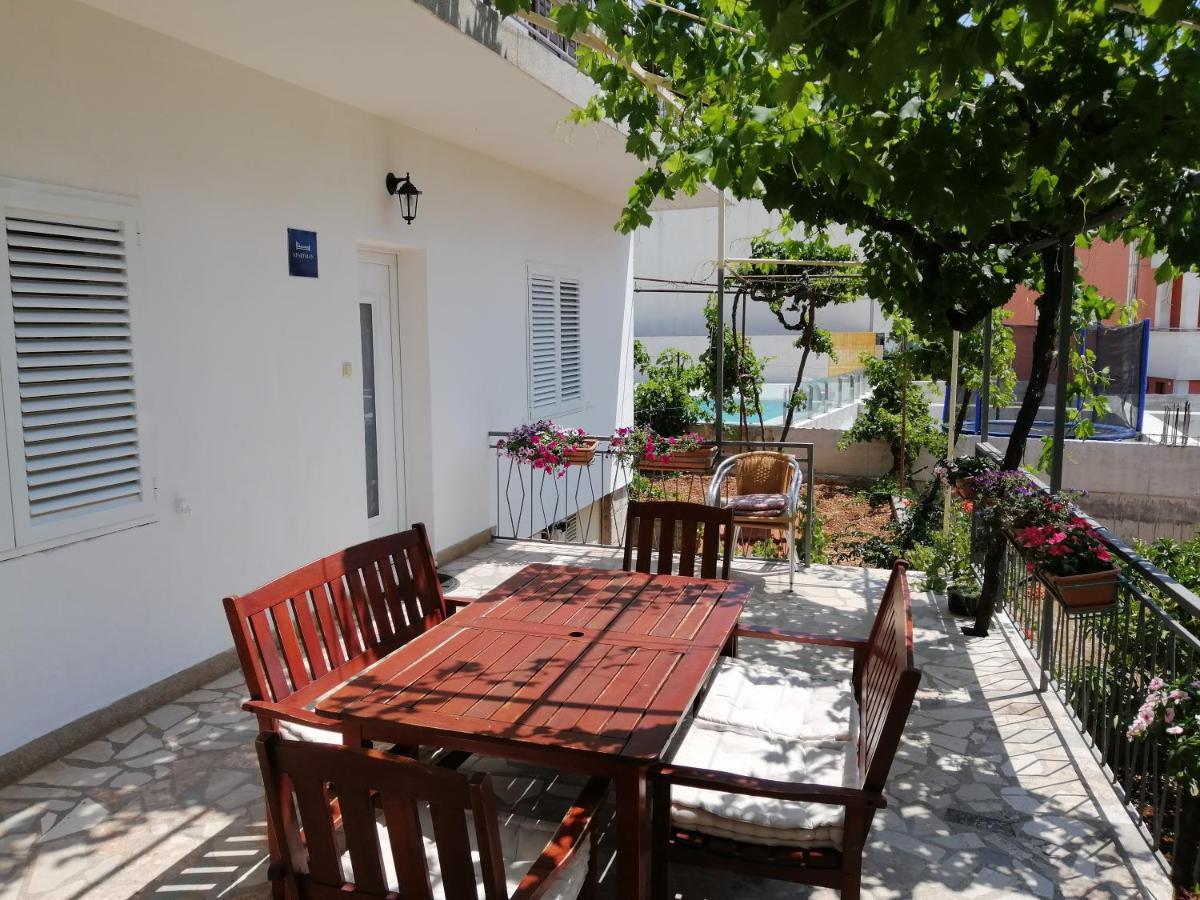 Goga Apartments Primosten Luaran gambar