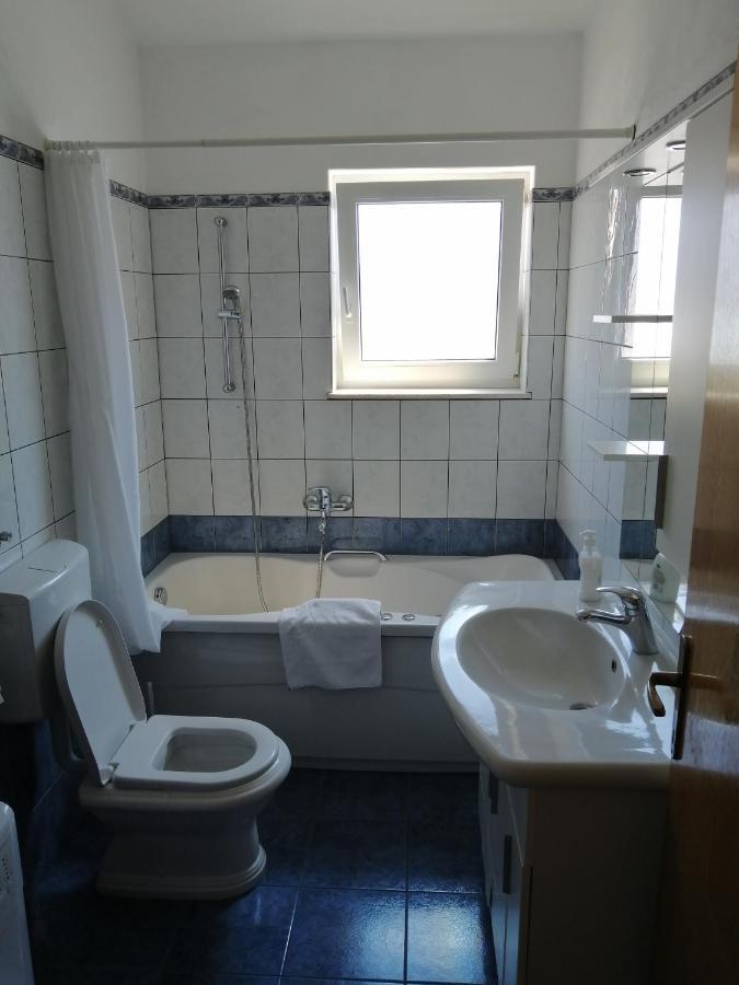 Goga Apartments Primosten Luaran gambar